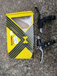 bike brake levers and mudguards