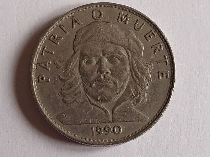 1990 Cuban Three/Tres Pesos Coin - Ernesto 'Che' Guevara - Cuba