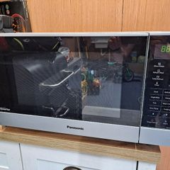 Microwave Panasonic 27L flatbed silver