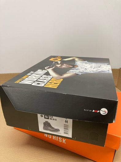 Safety Boots Size 44 Brand New