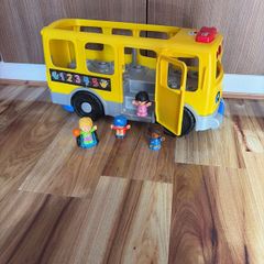 Fisher Price Little People Big Yellow School Bus