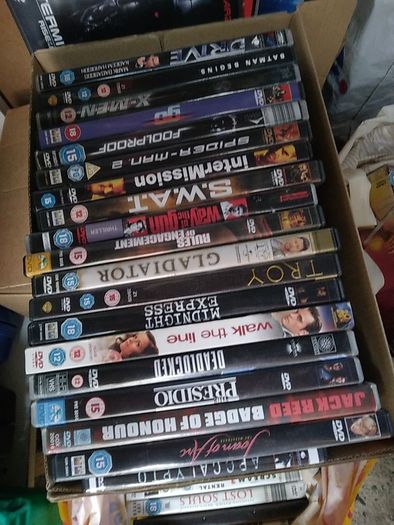 Dvds -Bulk