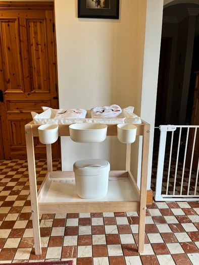 Baby changing table