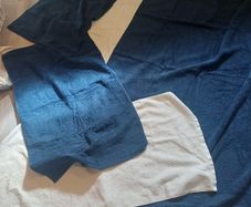 3 Navy towels, 2 white towels