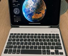 iPad Pro 11 2021 +Apple Pencil+ Case + Keyboard + Mouse