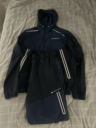 Monterain tracksuit
