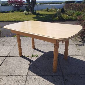 Oak Table