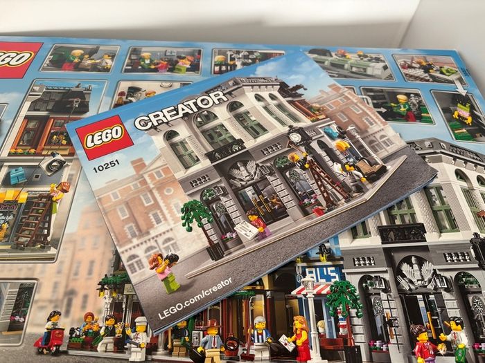 LEGO Creator Lot 6 Sets - 10232 10251 10246 10260 10218 10243