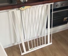 Lindam stair gate