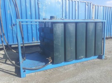 1000 litre diesel tanks & frame