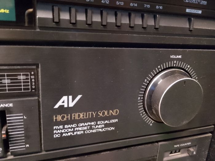 Akai stereo system