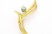 Signed Majorica Gold Plated Sterling Silver Faux Pearl Brooch