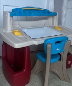 Step 2 Art Activity Desk Deluxe