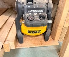 dewalt compressor