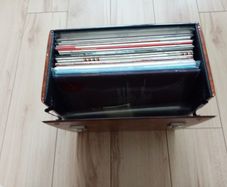 Vintage/Classic Record Collection (some Irish artists) of 24 with brown carrycase