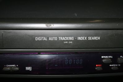 Sanyo Vhs  Model  Vhr-246ir