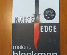 Knife Edge. Malorie Blackman