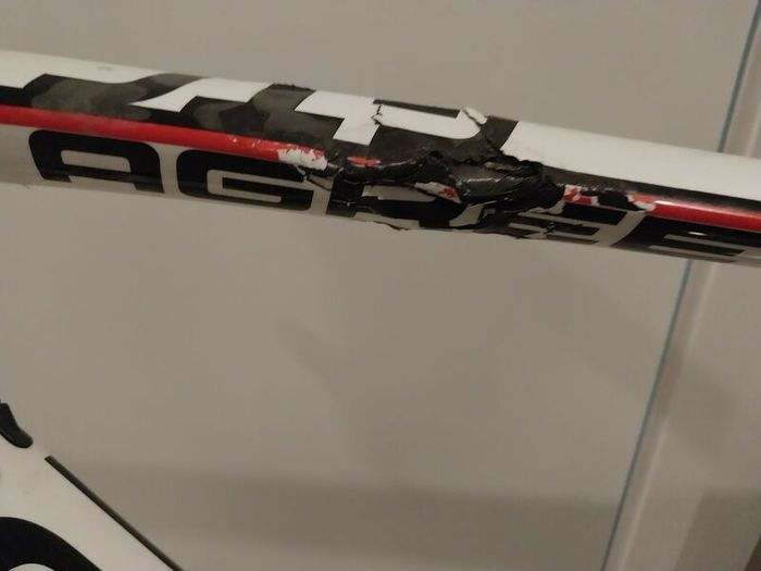 carbon fibre bike