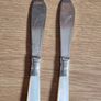 Late 1890' Antique Silver Plated & Mother of Pearl Jam Spoon and Butter Knives Image 3