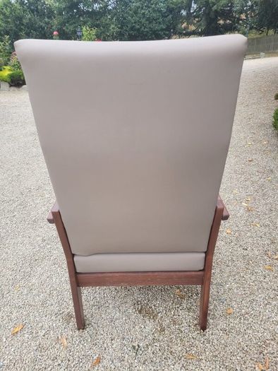 Orthopedic Chair with dining tray