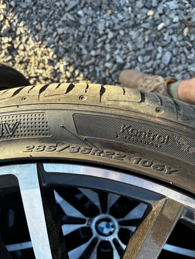 22" BMW M-Style 742M Style Wheels & Hankook Tires