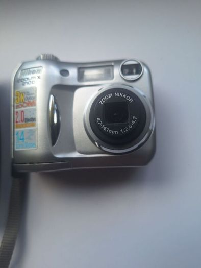 Nikon Coolpix 2100