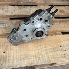 Bosch High Pressure Pump Mercedes W211 Sprinter W203 W209 Viano Vito W A 646 070 04 01