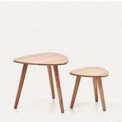 Coffee tables (set of 2)