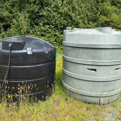 Oil tanks