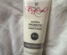 biofresh sensitive probiotic hand cream