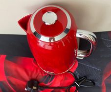 Breville Bold Electric Kettle