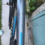 Giant Hybrid Bike Image 2