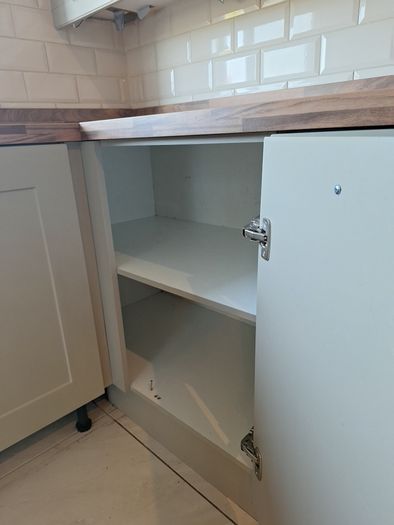 L shaped kitchen