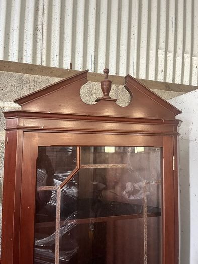 Rossmore Cabinet