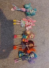 5 Enchantimal figures