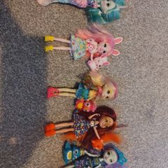 5 Enchantimal figures