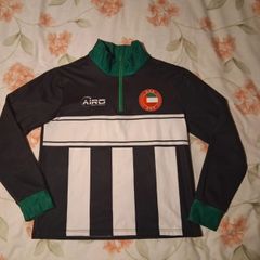 UAE half zip