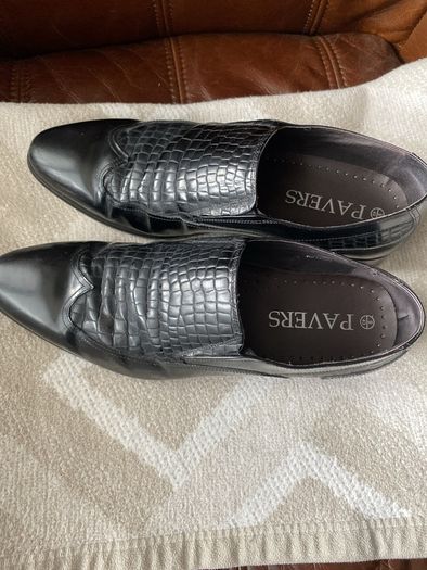 black mens Slip on shoes
