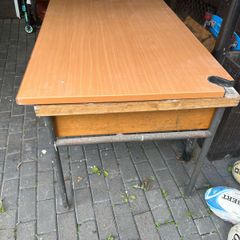 Desk/Table