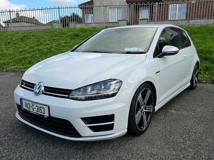 2014 Volkswagen Golf R