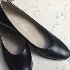 Ecco Black Court Shoes Size 41