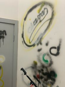Room for graffiti artist to spray