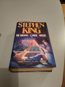 Stephen King 3 books on one collection