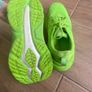 Green Saucony hurricane 25 runners Image 7