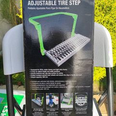 Tire step for jeeps and vans with roof racks/roof carriers