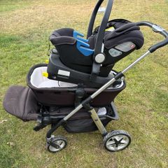 Silver Cross buggy set.