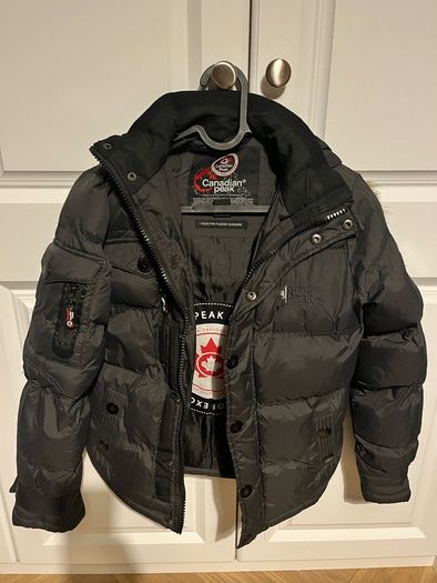 Canadian peak winter jacket