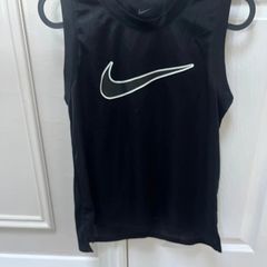nike running top