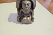 Wild goose seated lady