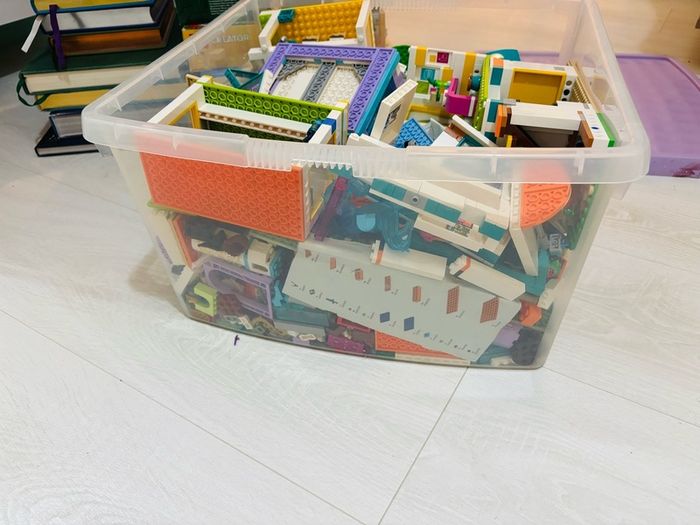Big box of lego Disney and friends